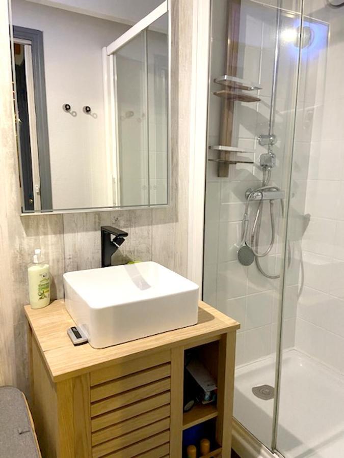 Appartement De 2 Chambres A Sarzeau A 100 M De La Plage Avec Vue Sur La Mer Jardin Clos Et Wifi מראה חיצוני תמונה